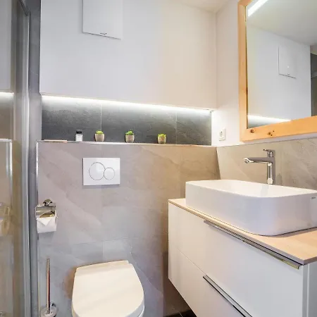 Apartment Flat With Whirlpool Near The Wildkogel Area Neukirchen am Großvenediger