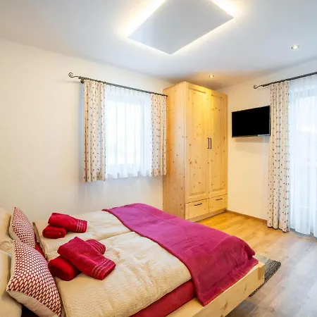 Flat With Whirlpool Near The Wildkogel Area Apartmán *
