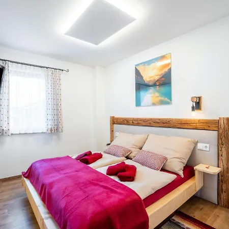 Apartmán Flat With Whirlpool Near The Wildkogel Area Neukirchen am Großvenediger
